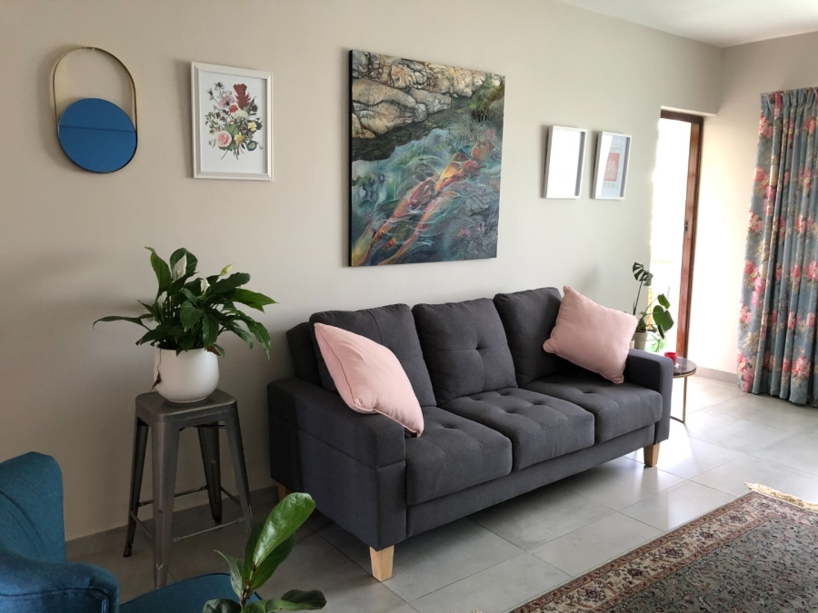 3 Bedroom Property for Sale in Vredehoek Western Cape